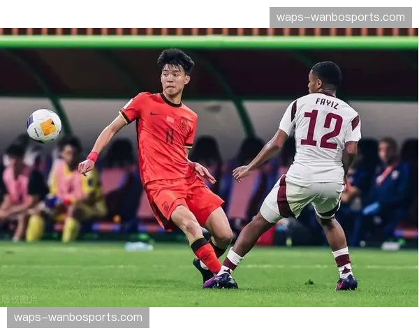 浙江队王钰栋攻防转型 防守参与度翻倍展现现代前锋特质